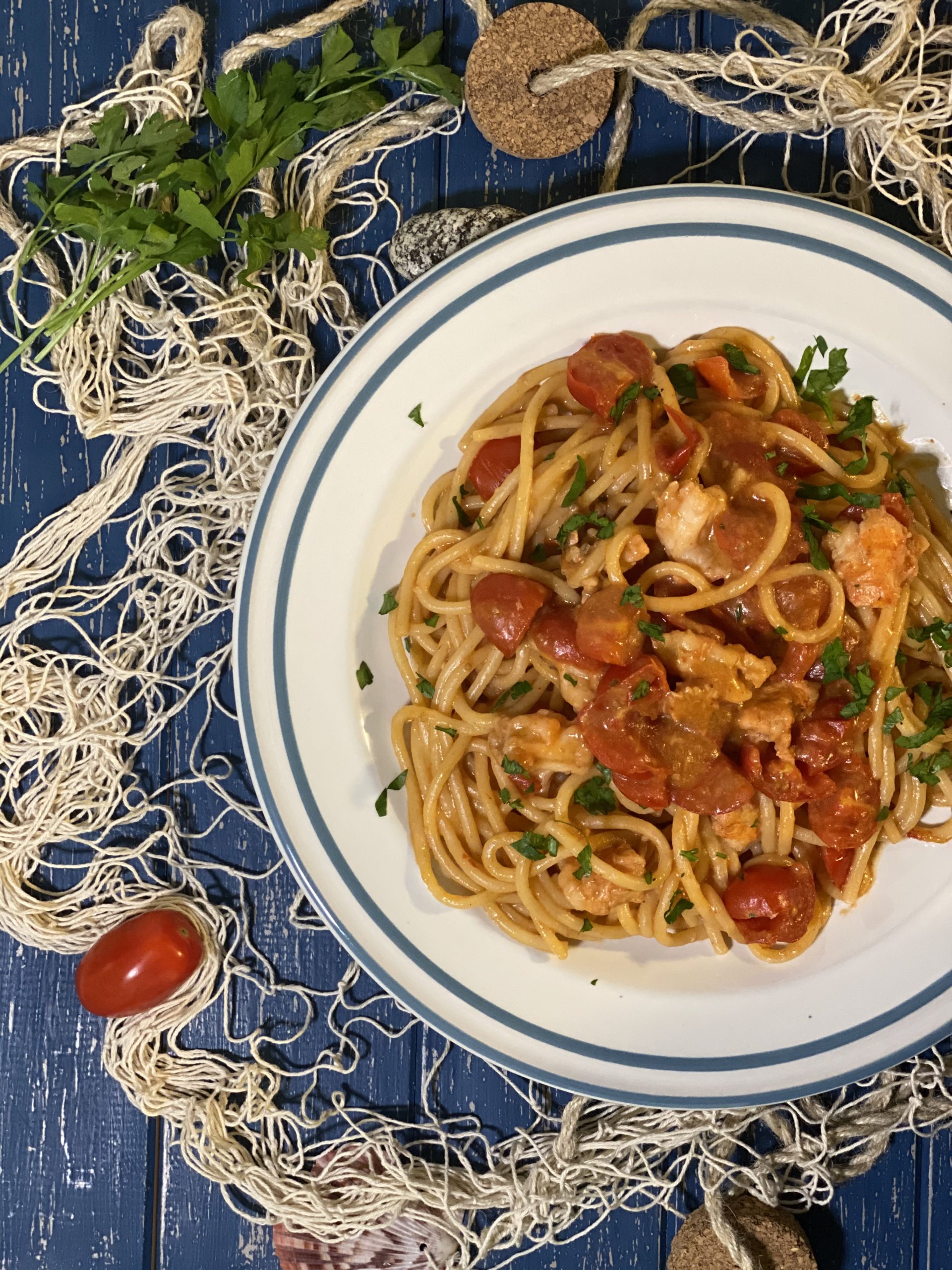 spaghetti scampi e pomodorini